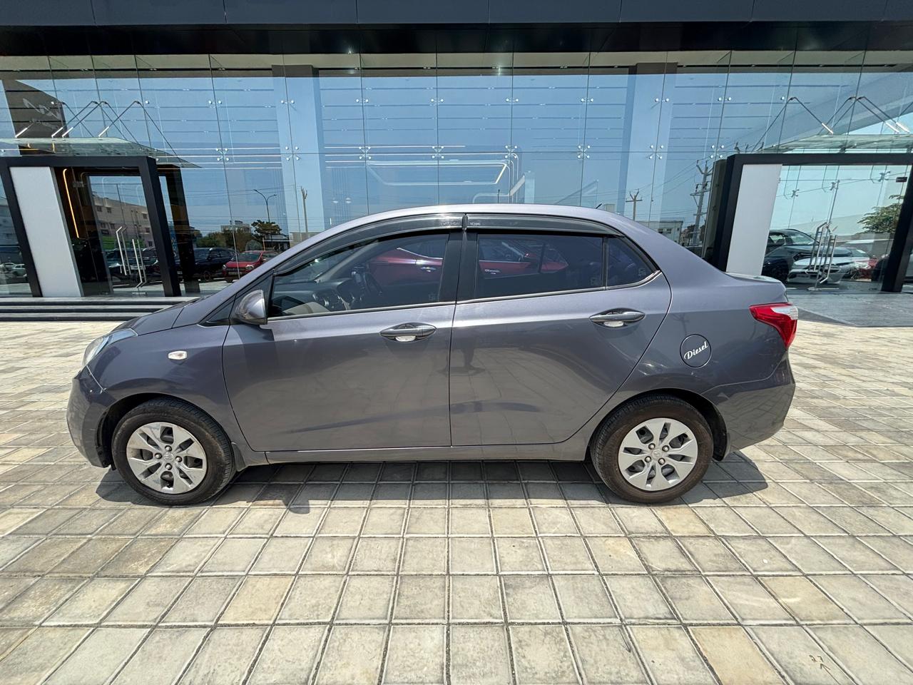 Hyundai Xcent(2017-2020) E Plus